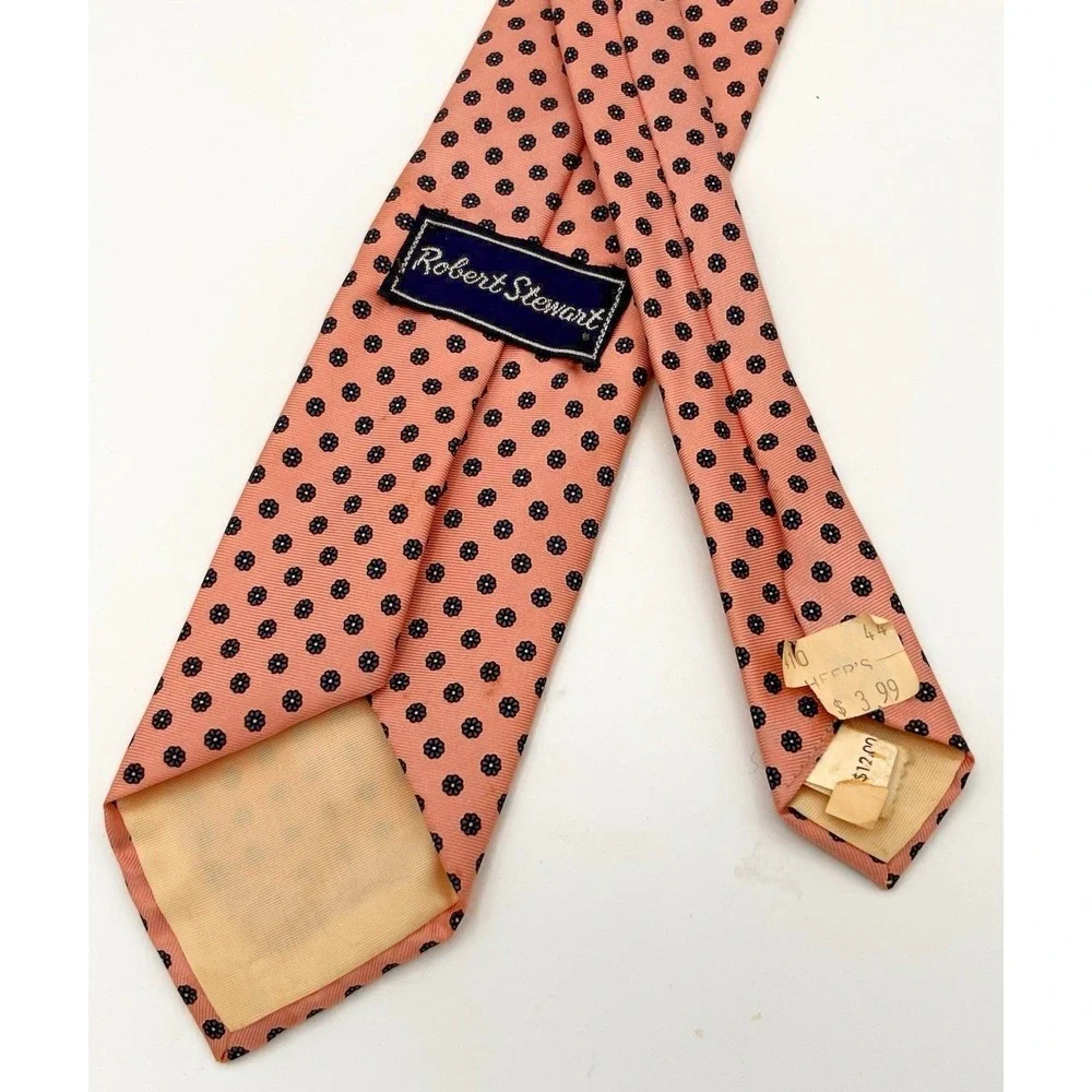 Vintage 100% Silk Pink Floral Men's Neck Tie Robert Stewart 2.75